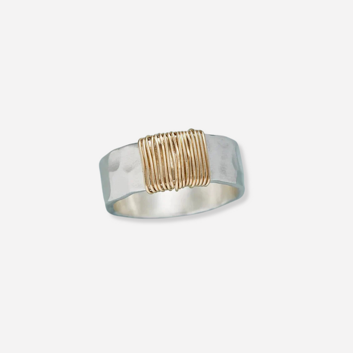 Gold Wire Ring for Women VIP